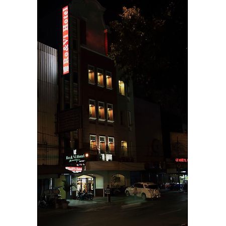 Hotel Rovi Boutique Giacarta Esterno foto