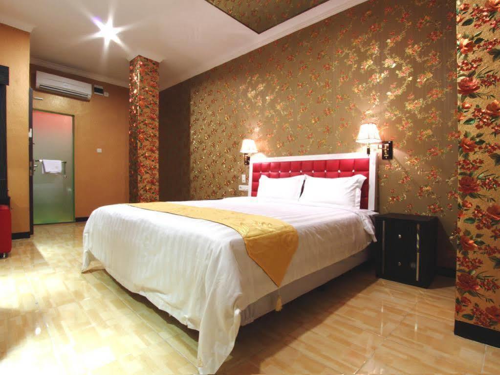 Hotel Rovi Boutique Giacarta Esterno foto