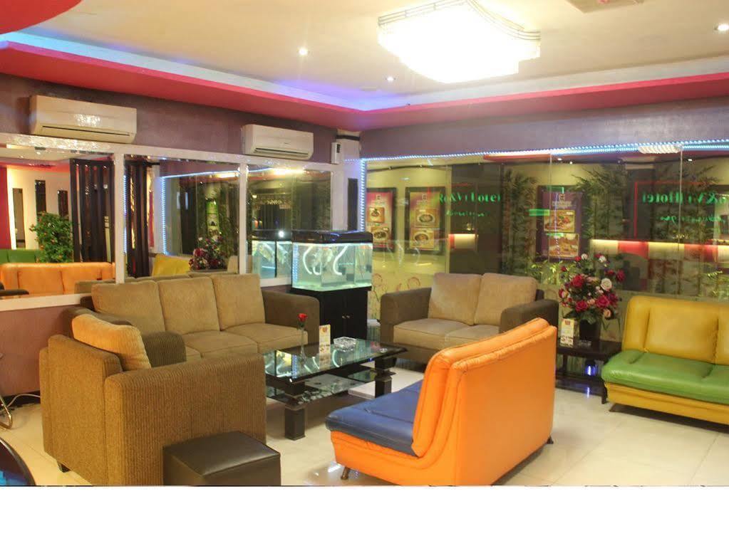 Hotel Rovi Boutique Giacarta Esterno foto