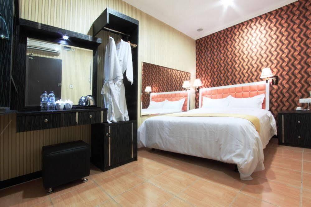Hotel Rovi Boutique Giacarta Esterno foto